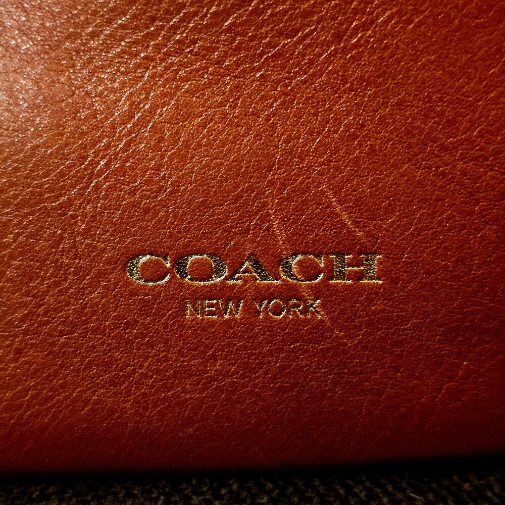 COACH leather bag 👛